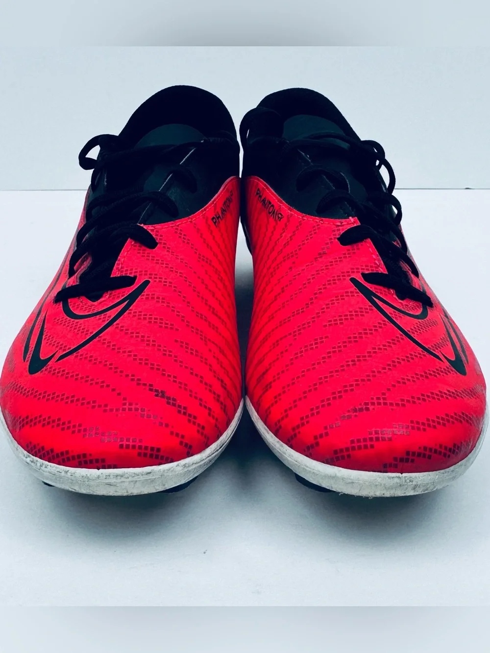 Nike Phantom GX Club FG/MG Soccer Cleats DD9483-600. Men Size 7.5